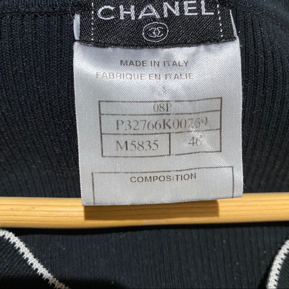 ❌SOLD❌ CHANEL Stretch Knit Dress EUC! - Picture 7 of 8
